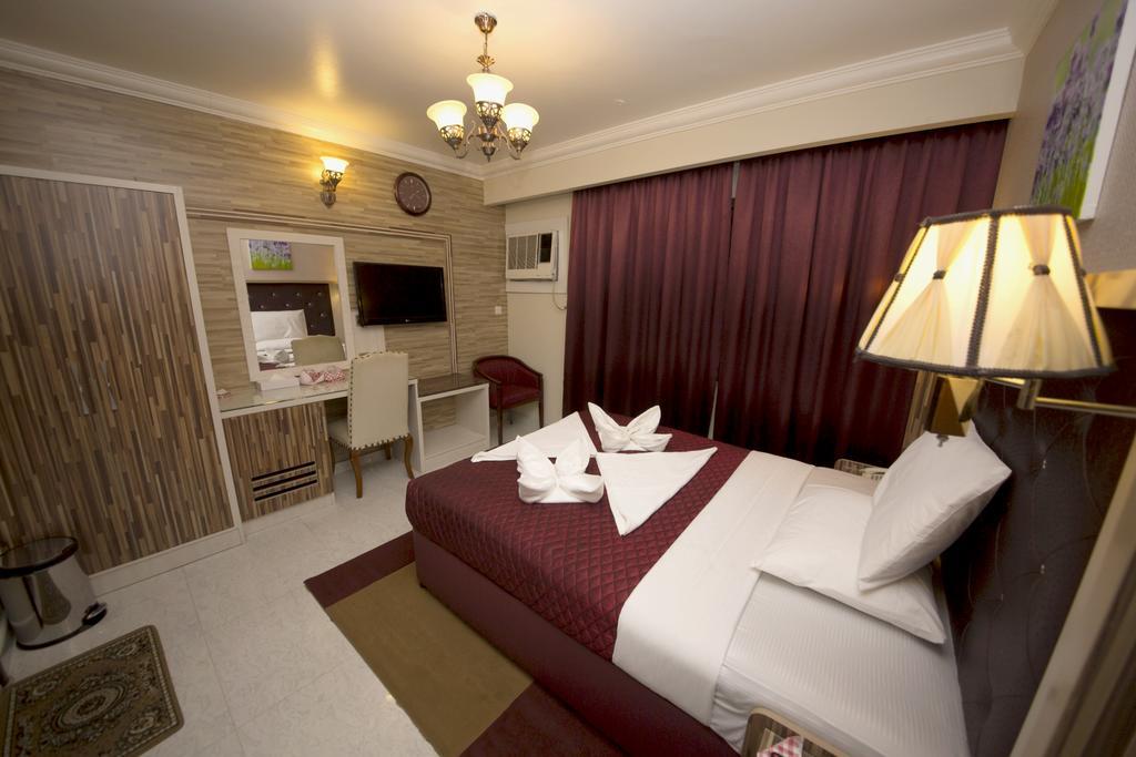Sutchi Hotel Dubai Exteriör bild