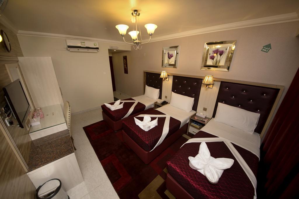 Sutchi Hotel Dubai Exteriör bild