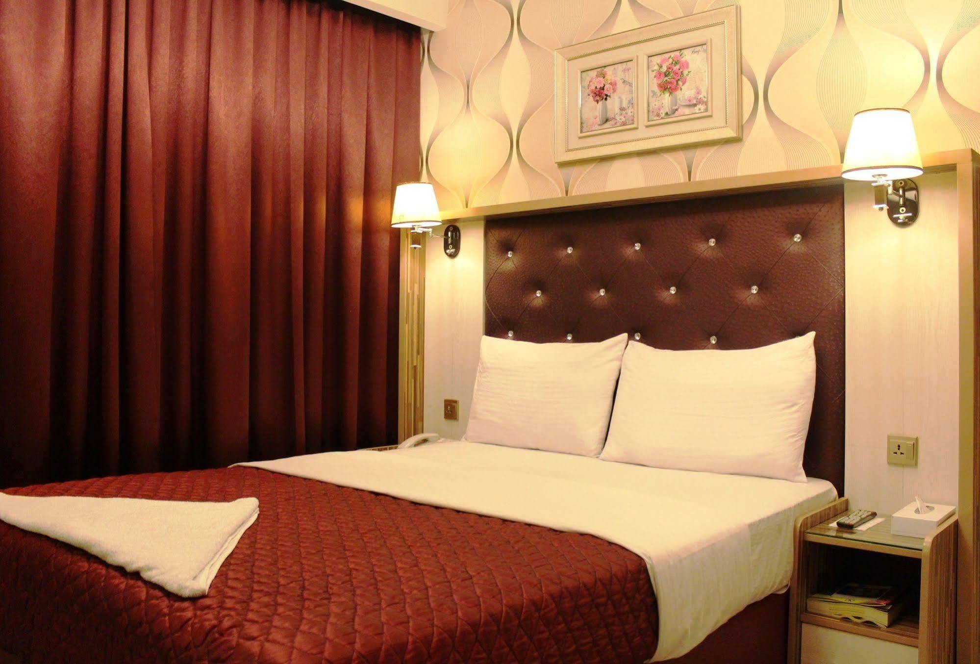Sutchi Hotel Dubai Exteriör bild